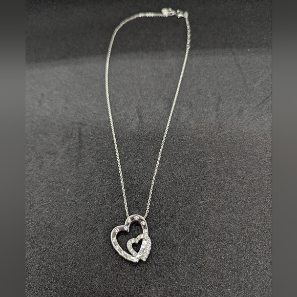 Swarovski Clear Crystal INTERLOCKED HEARTS Pendant Necklace Rhodium - Picture 5 of 5